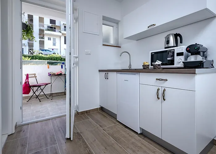 King's Landing - Hvar * חוואר